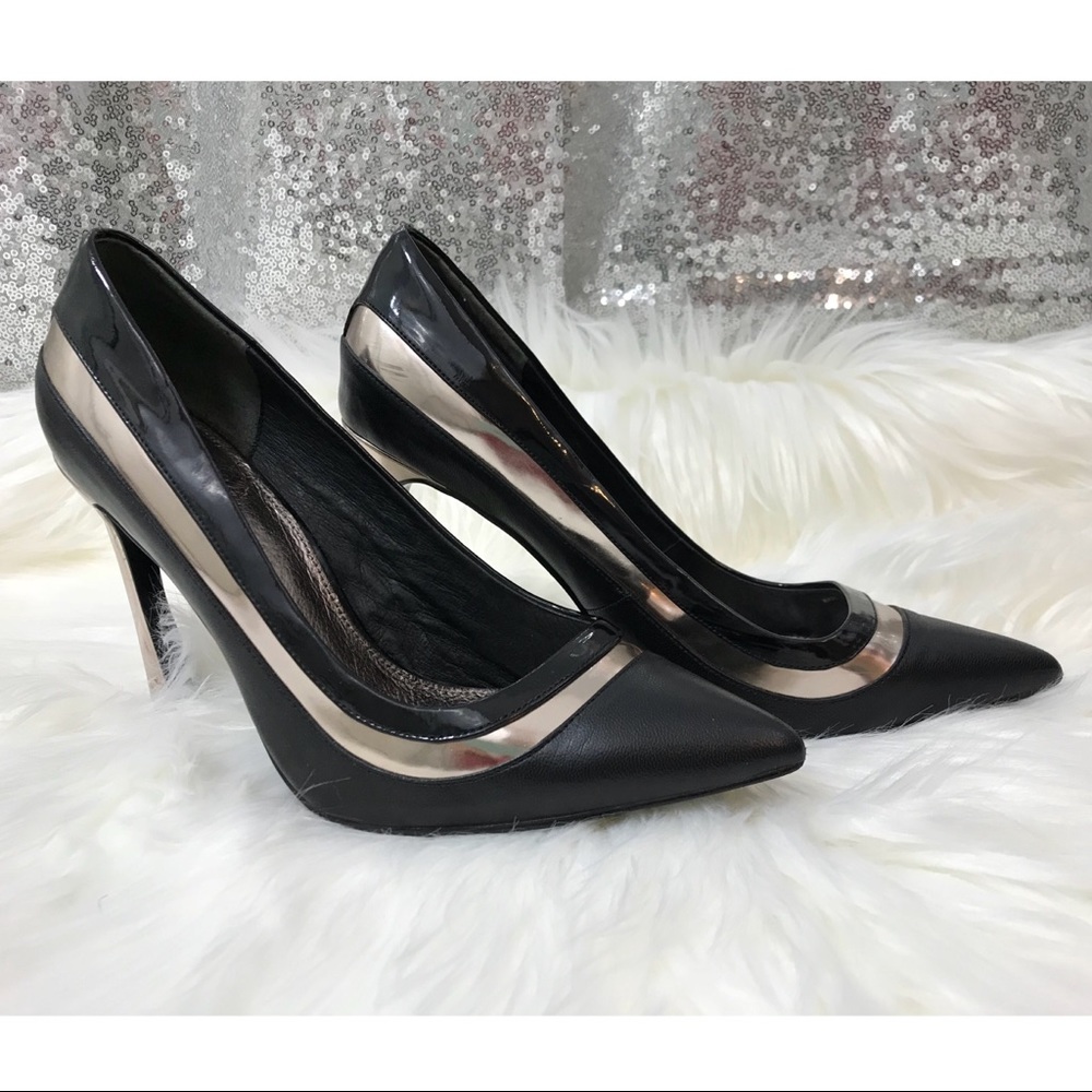 ADRIANNA PAPELL |  " Diandra " | Two-Toned Pumps